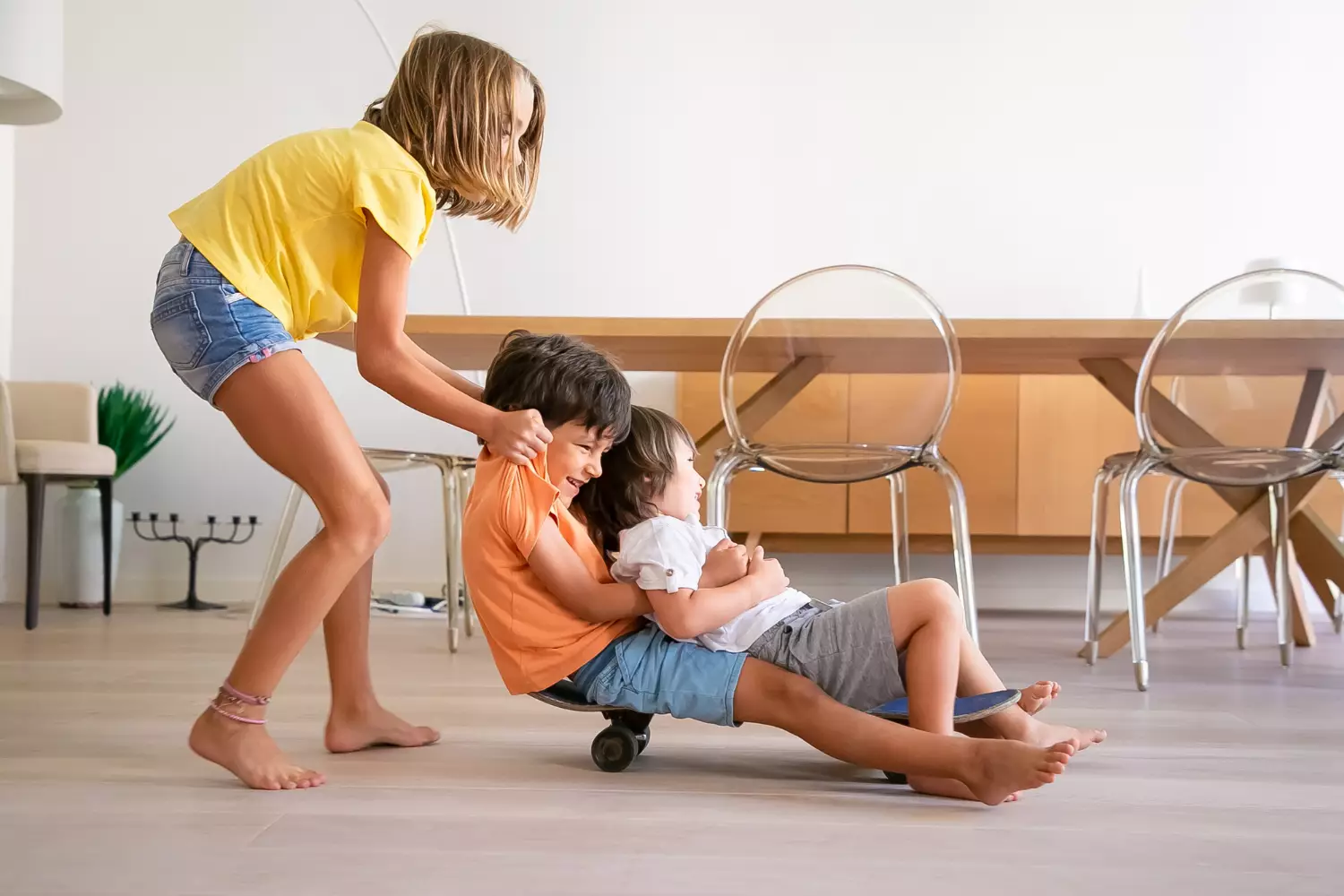 5 jogos gratuitos para entreter as crianças durante home office dos pais
